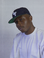 The Grandad Hat represents a unique shape, made with quality fabrics from durable cotton twill. Minimalist and timeless, the Grandad Hat is your go-to accessory for laid-back style. With a subtle embroidered EF logo, this cap adds polish to any outfit and brings a modern day approach to an unmatched era of style, the 90s.
Vintage visor with the green under brim for the connoisseur .Unisex 90s style EF streetwear snapback cap, navy grandad cotton hat with embroidery and green underbrim.