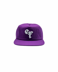 The Grandad Hat represents a unique shape, made with quality fabrics from durable cotton twill. Minimalist and timeless, the Grandad Hat is your go-to accessory for laid-back style. With a subtle embroidered EF logo, this cap adds polish to any outfit and brings a modern day approach to an unmatched era of style, the 90s.
Vintage visor with the green under brim for the connoisseur. Unisex 90s style EF streetwear snapback cap, navy grandad cotton hat with embroidery and green underbrim.